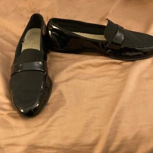 Salvator Ferragamo size 11 Womens black patent and cloth loafer